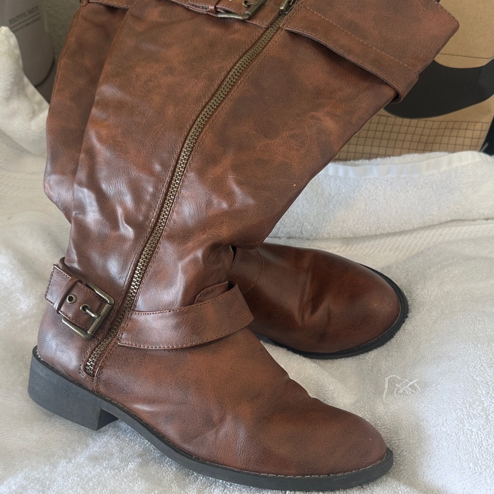Women's Brown Leather Mid-Calf Riding Boots